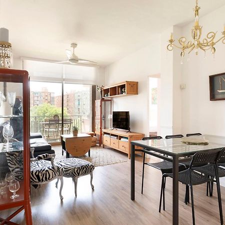 Cozy Apartment Near Fira Gran Via With Ac L’Hospitalet de Llobregat Exterior foto
